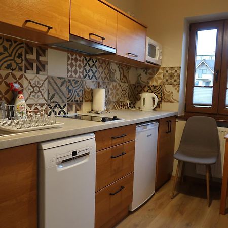 Apartamenty- Mieszkania Wakacyjne Czarna Gora Bagian luar foto