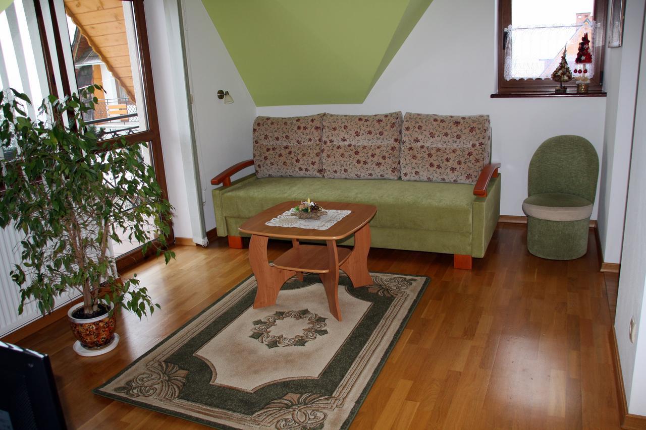 Apartamenty- Mieszkania Wakacyjne Czarna Gora Bagian luar foto