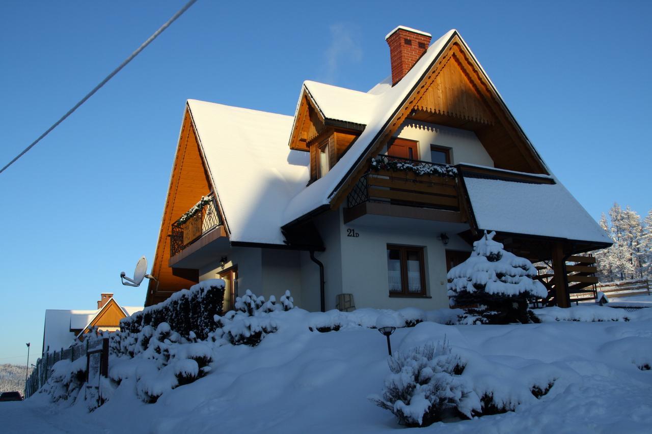Apartamenty- Mieszkania Wakacyjne Czarna Gora Bagian luar foto