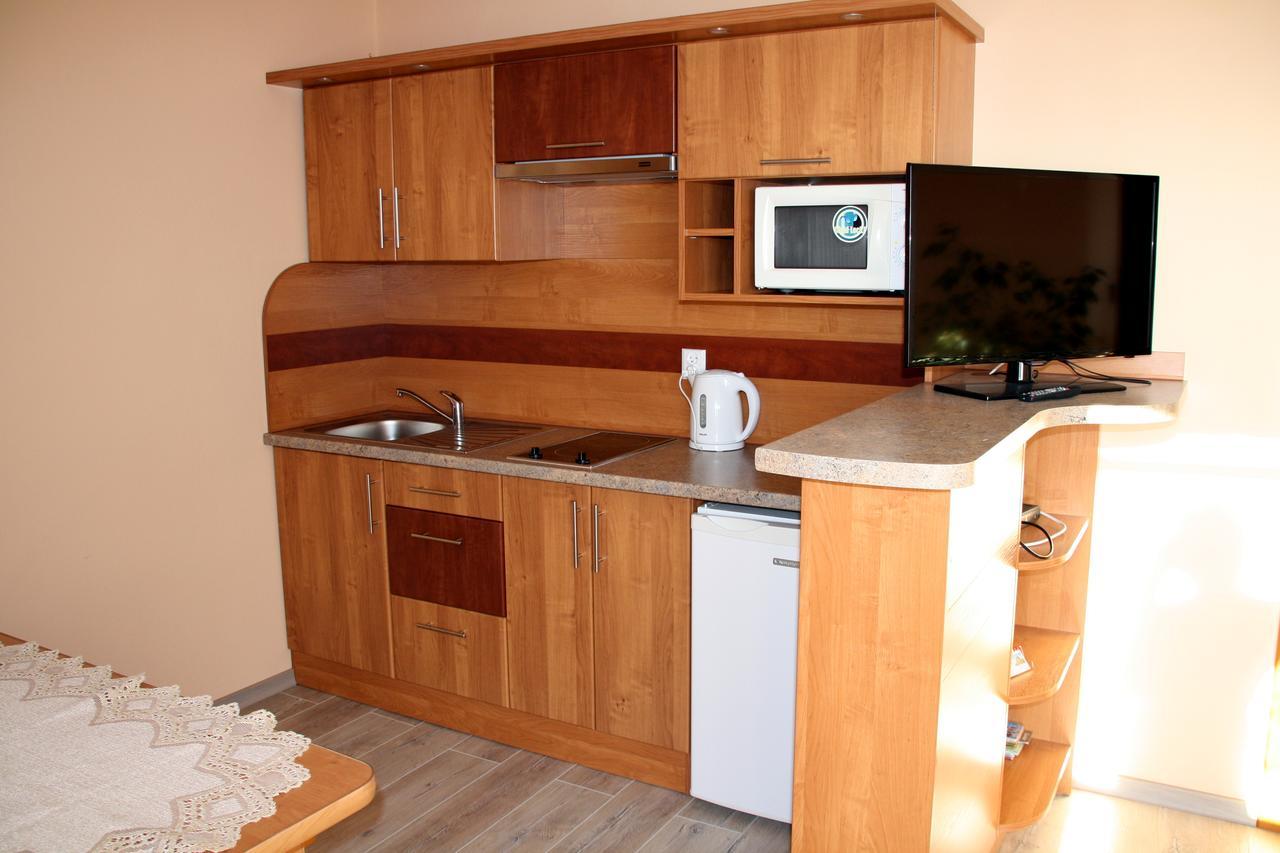 Apartamenty- Mieszkania Wakacyjne Czarna Gora Bagian luar foto